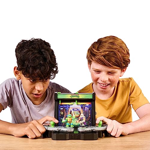 Teenage Mutant Ninja Turtles Battle Arena with 35+ Battle Sound Effects and 2 Exclusive Battling Mini Warriors H33876