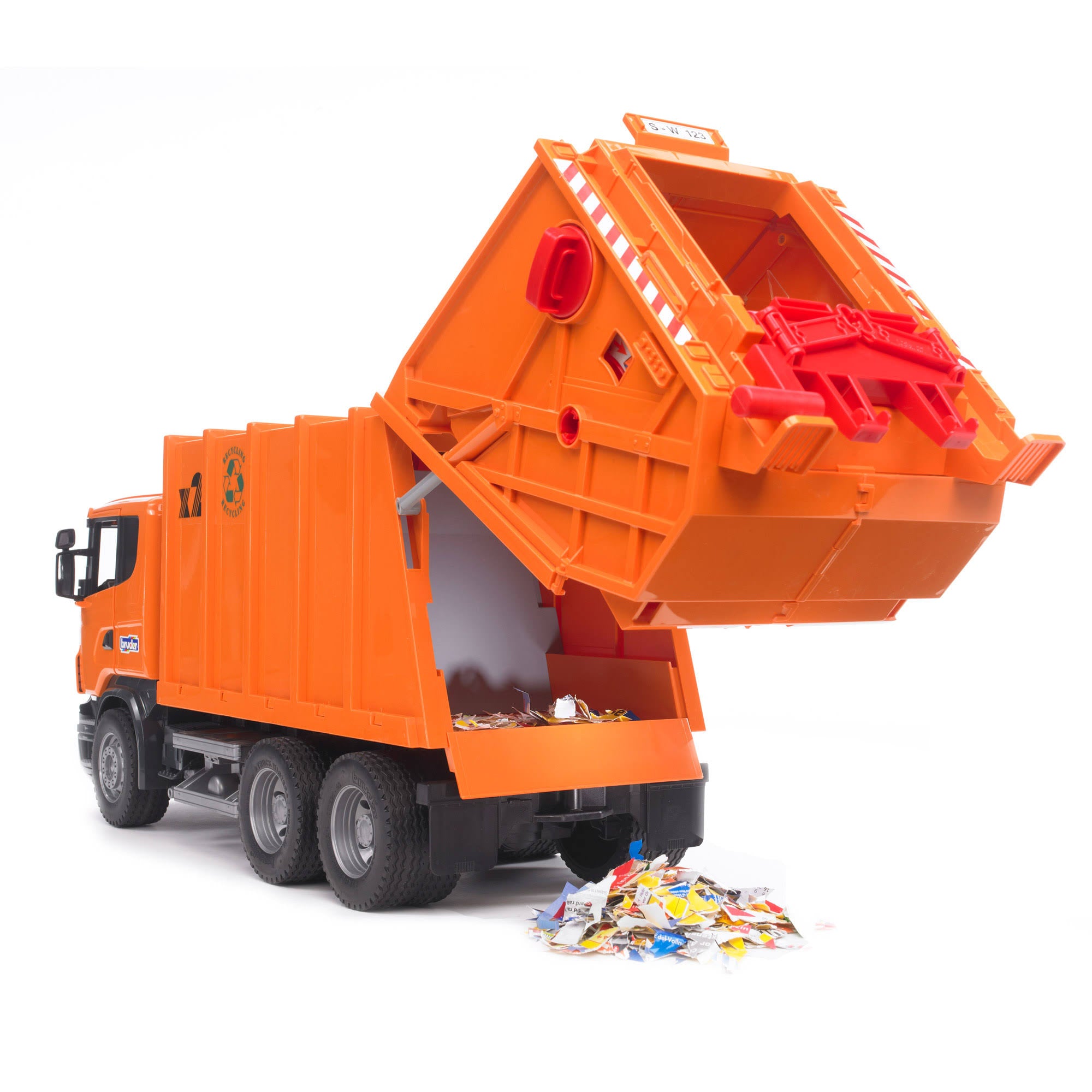 Orange Garbage Truck O916