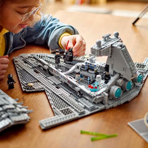 LEGO Star Wars Imperial Star Destroyer Building Toys Set with 6 Minifigure Toys Z13649