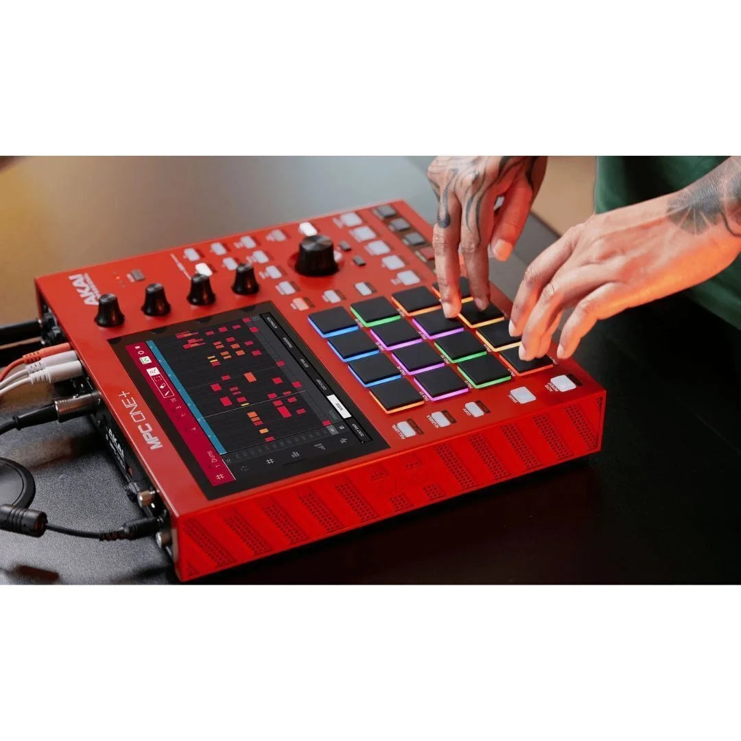 Standalone Drum Machine with Cover and Headphones D96436