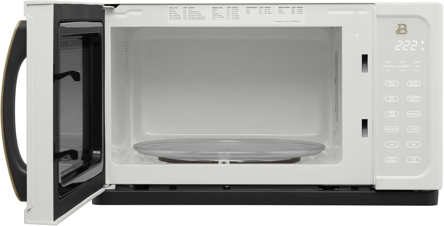 White 1.1 Cu Ft 1000 Watt Sensor Microwave Oven with Turntable Q440952