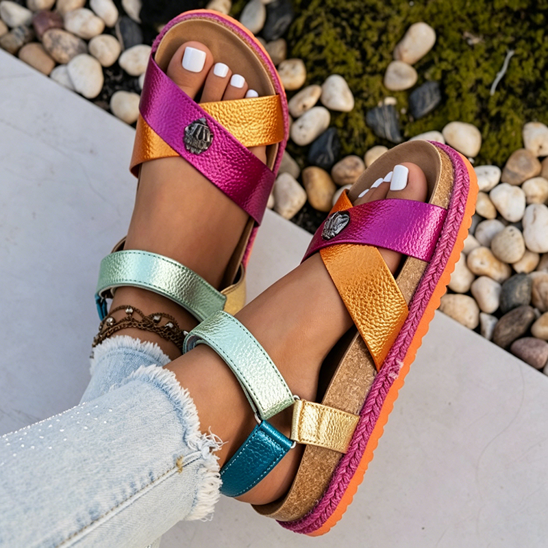 Women's Rainbow Eagle-Head Embellished Soft-Sole Beach Sandals