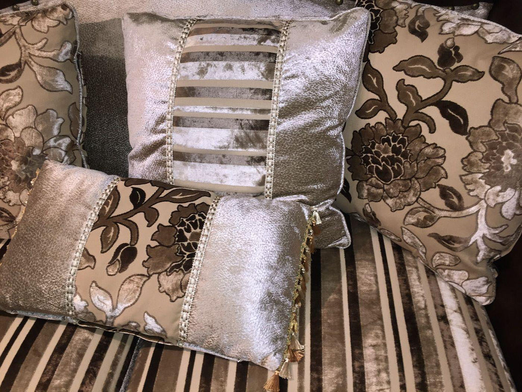 French Beige Chenille Carved Wood Loveseat U71600