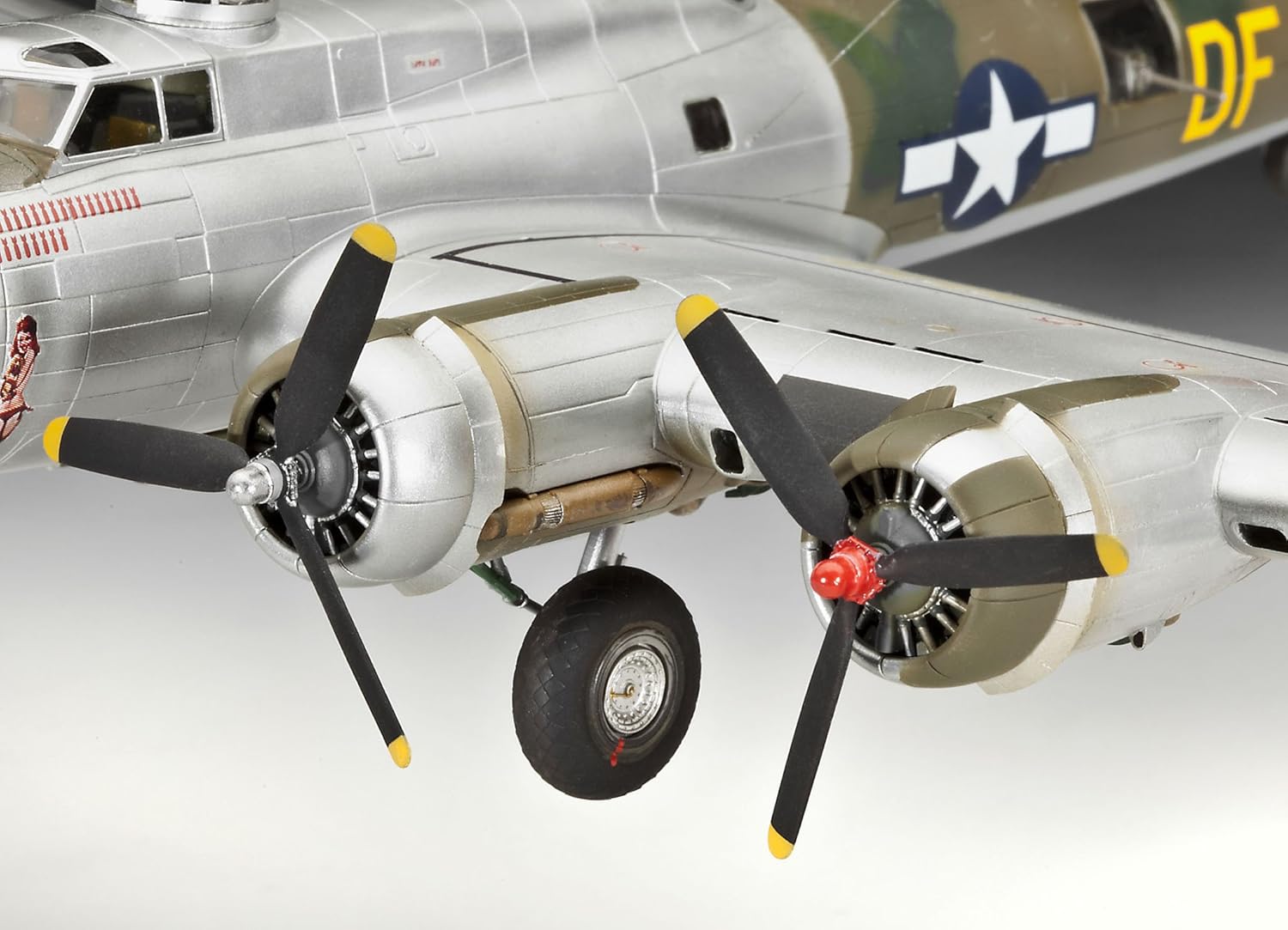 B-17G Flying Fortress A288