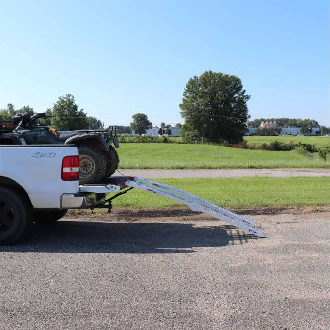 Aluminum Plate Top Ramp 7.5 Ft Pair 1,500 Capacity Loading Ramp C74920