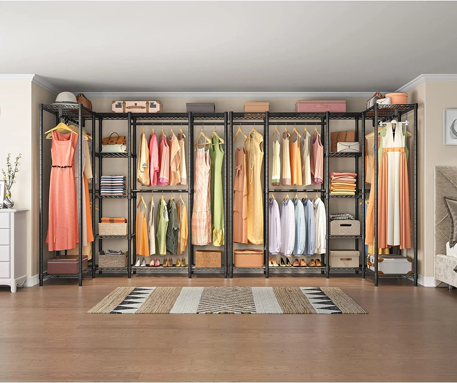 Black Freestanding Metal Clothes Rack E651