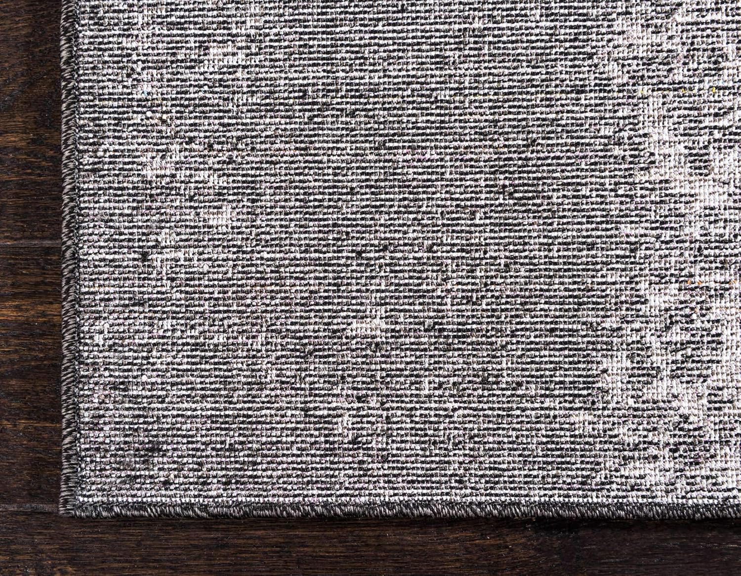 Dark Gray / Ivory 6' 1" x 9' Rectangle Area Rug R465799