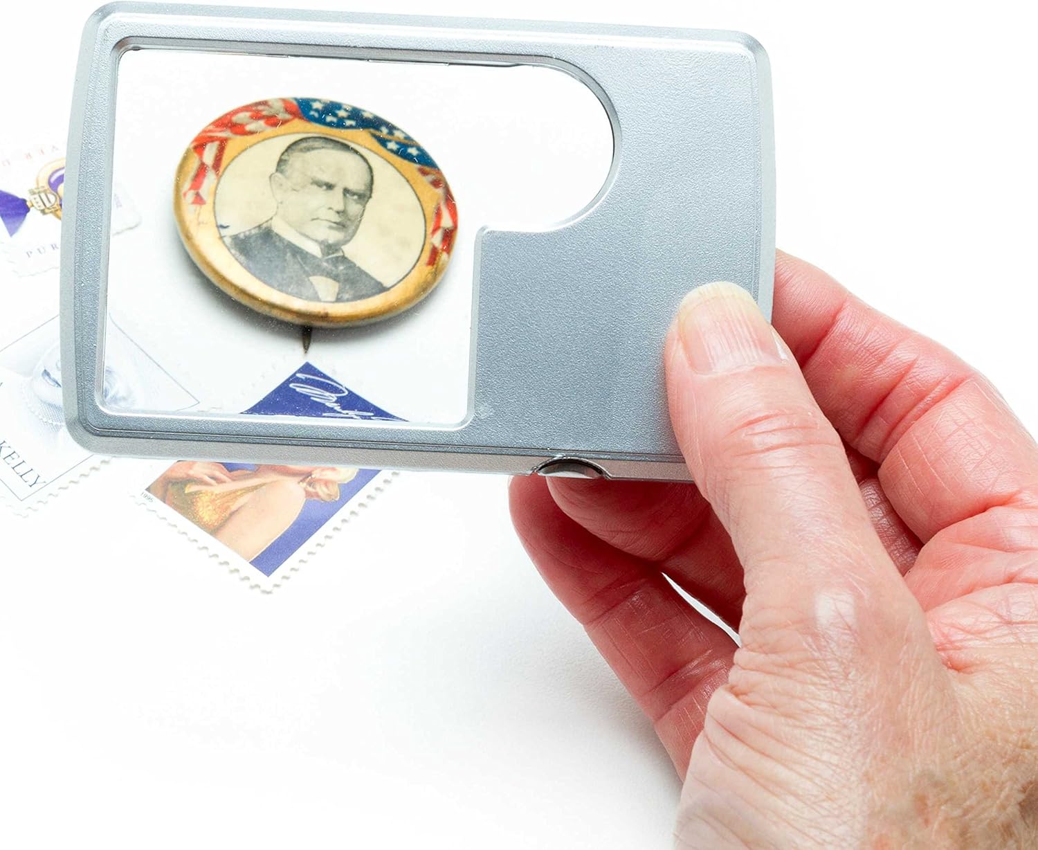 6X 3X Pocket Magnifier with Light F336759