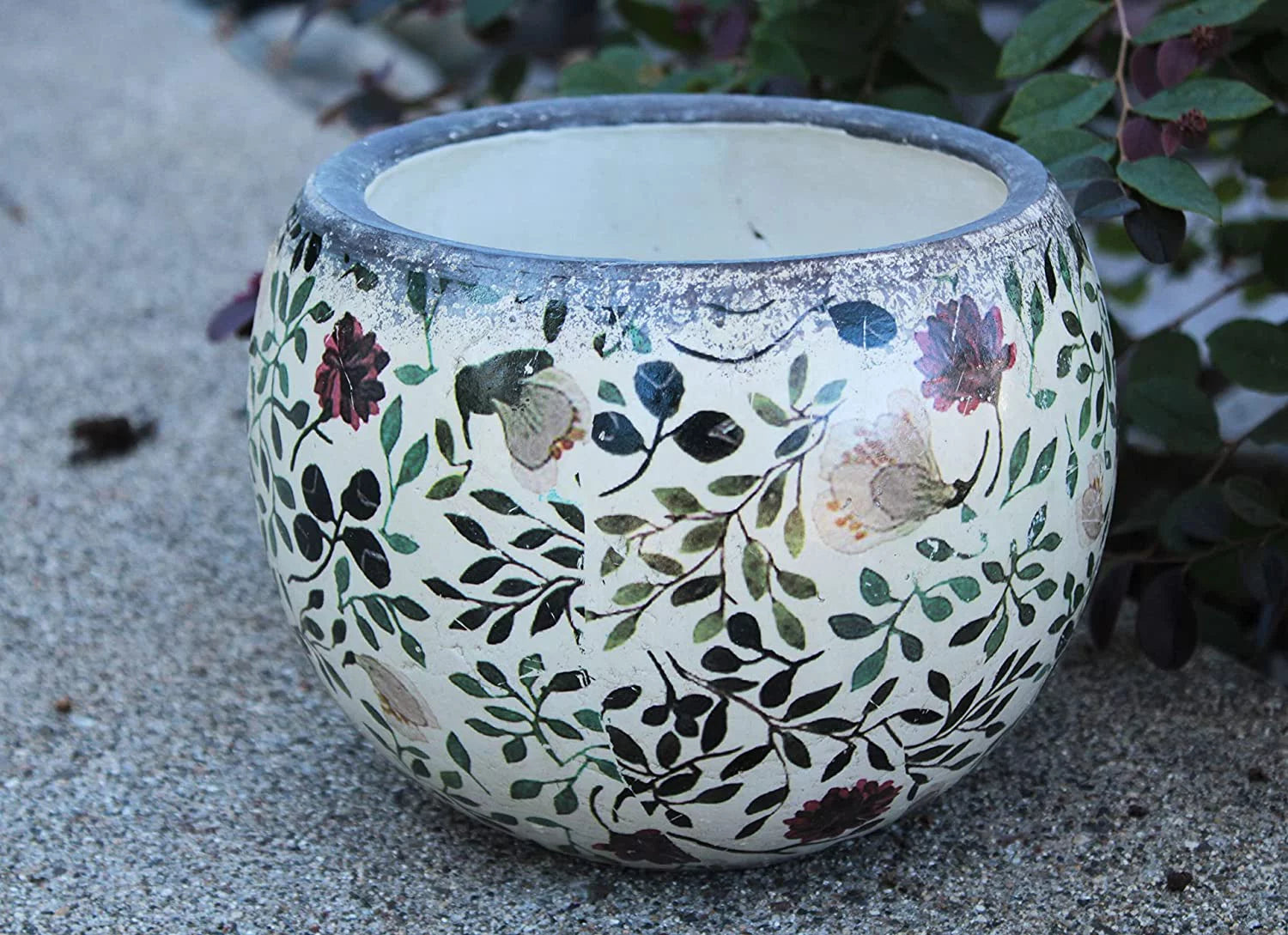 Red and green round ceramic planters H3240