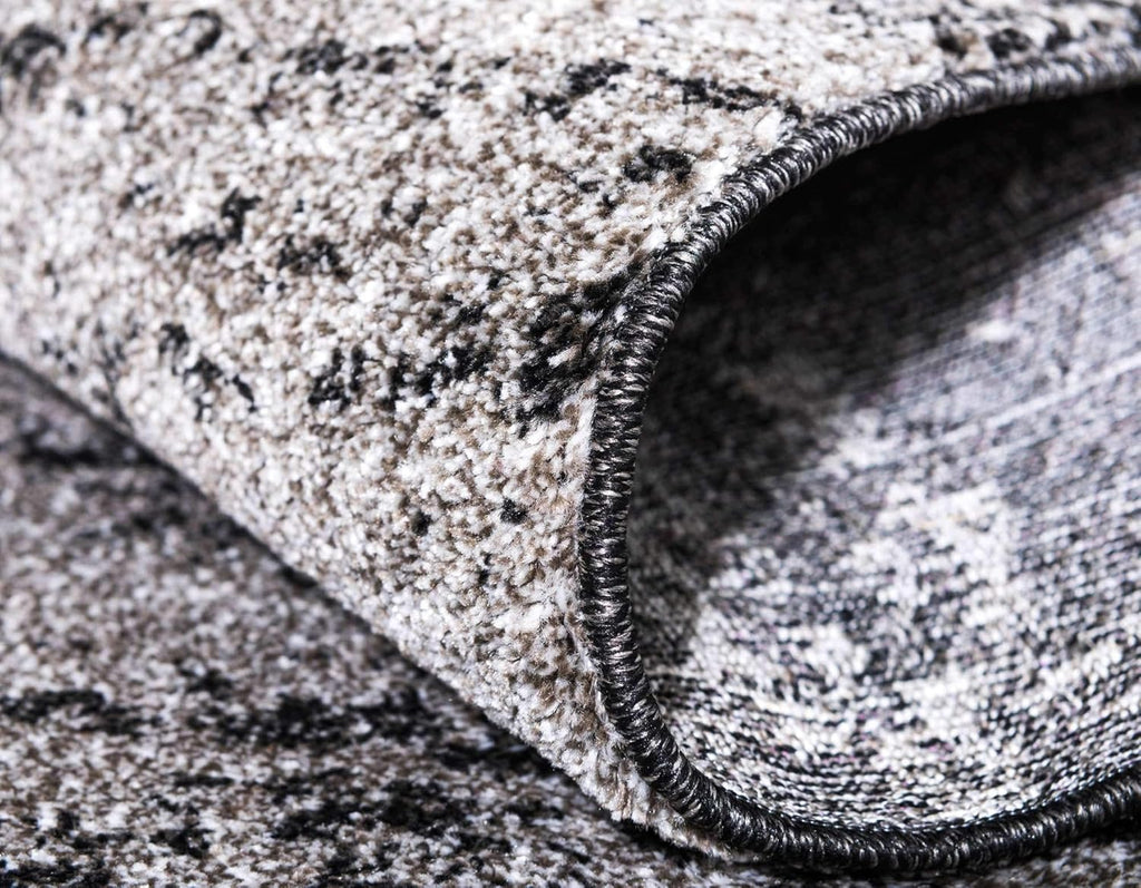 Dark Gray / Ivory 6' 1" x 9' Rectangle Area Rug R465799