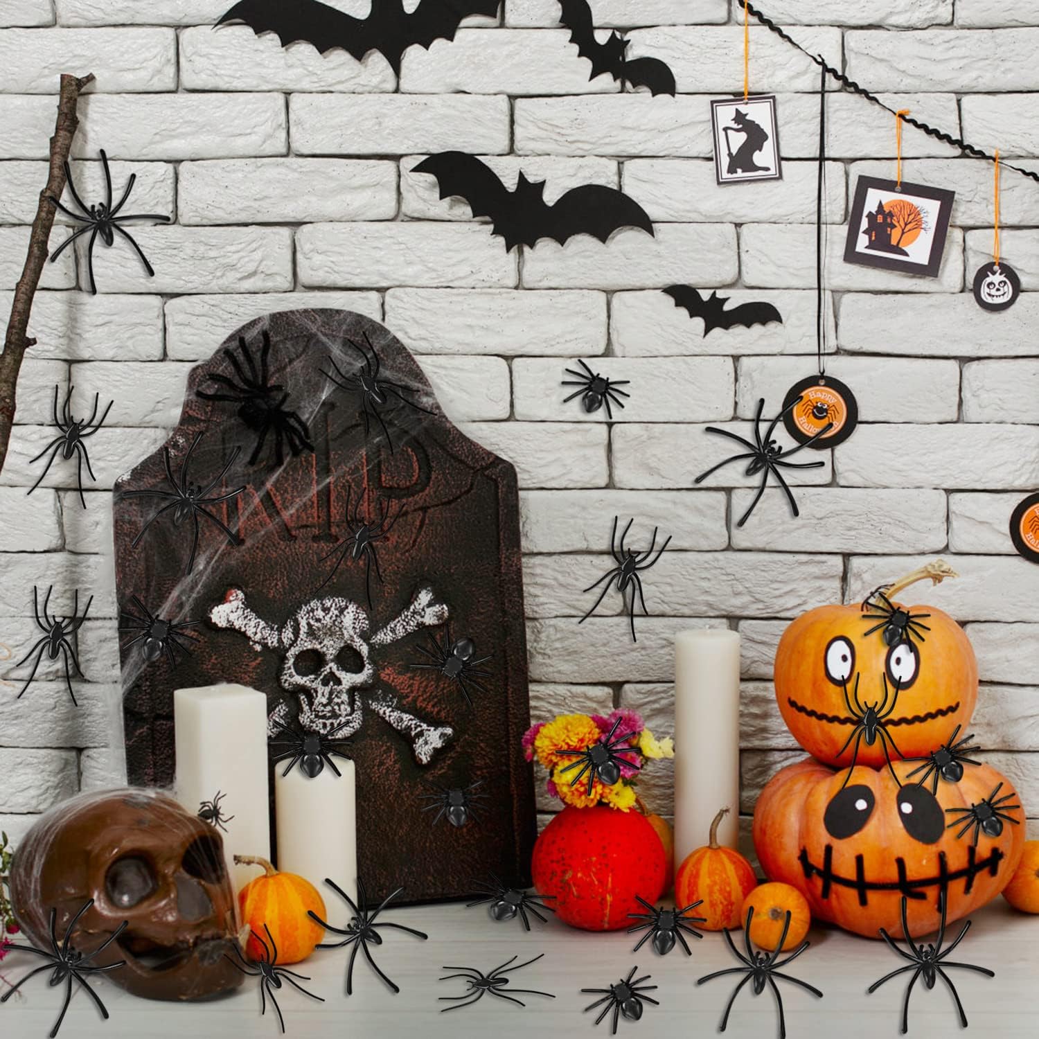 120 Pieces Black Plastic Spiders 3 Sizes B397