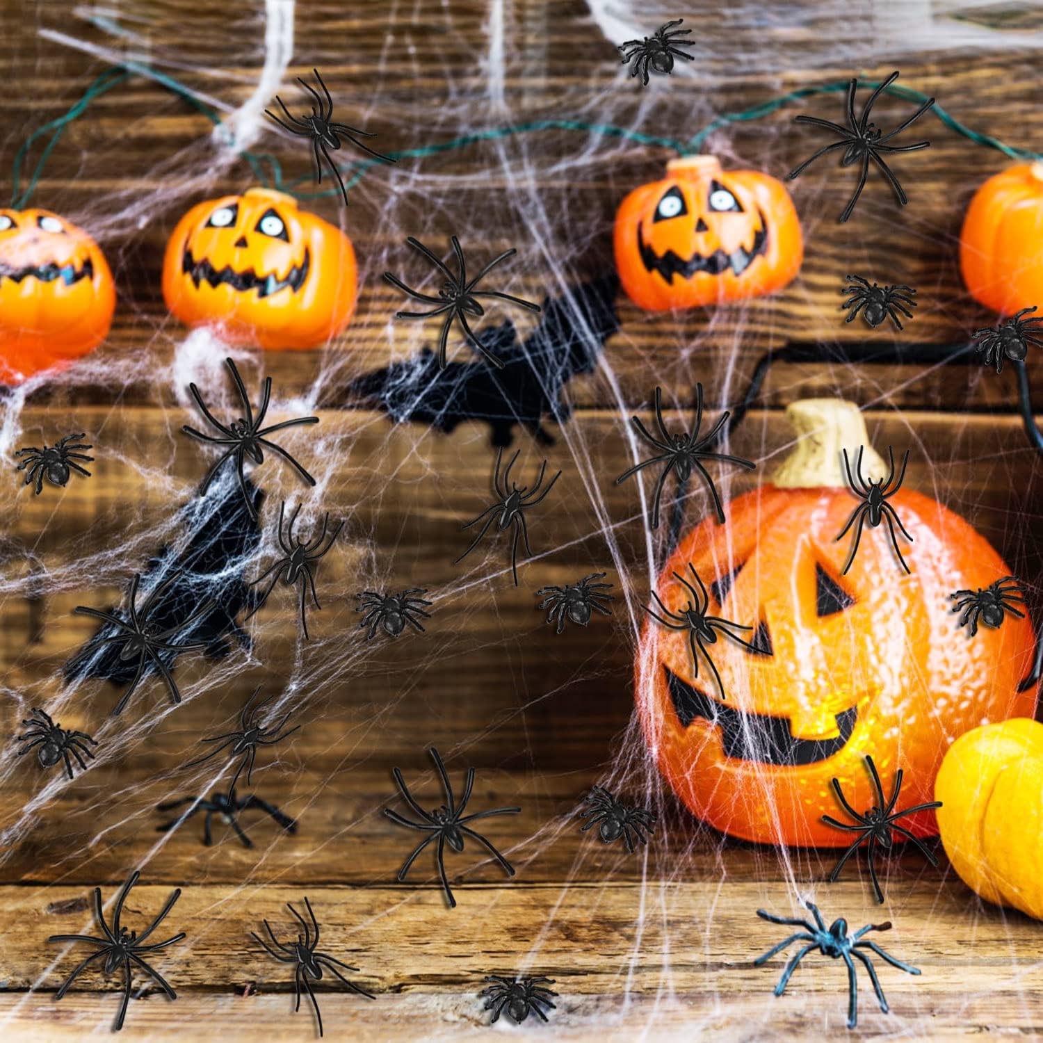 120 Pieces Black Plastic Spiders 3 Sizes B397