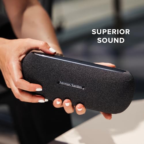 Black Portable Bluetooth Speaker with IP67 Waterproof and Dustproof O784