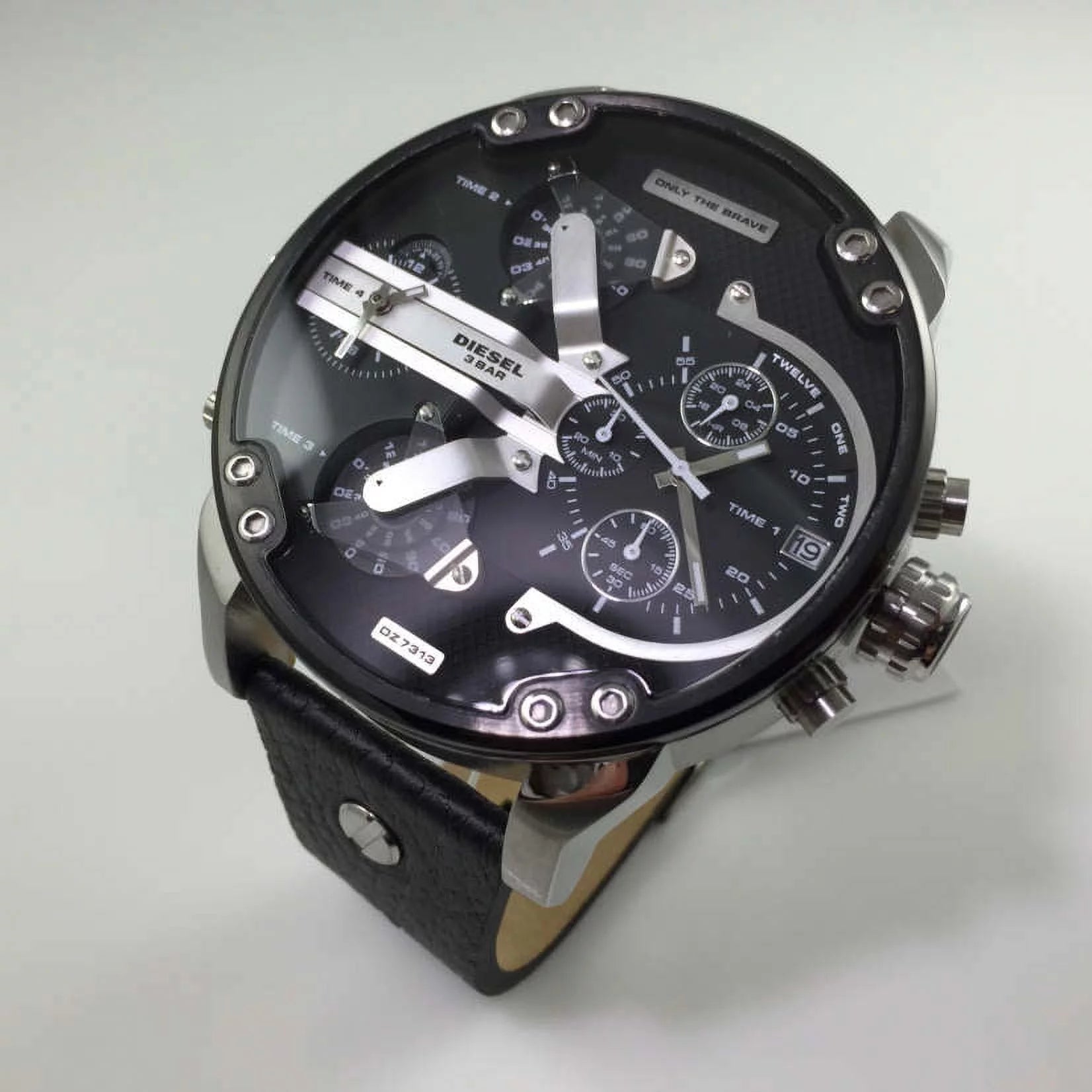 Black Dial Men's Chronograph Watch L595