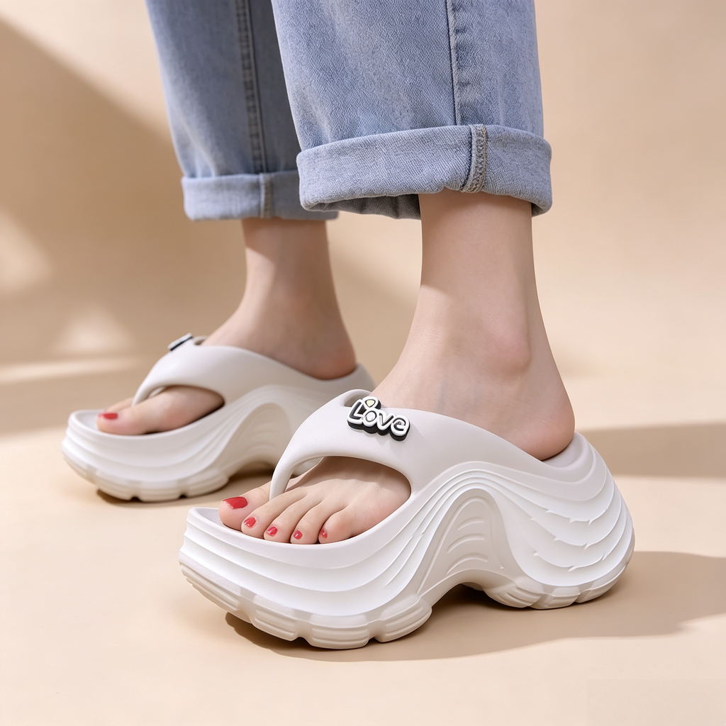 Women's Platform Love Charm Flip Flops Thick Sole Slip-On Sandals