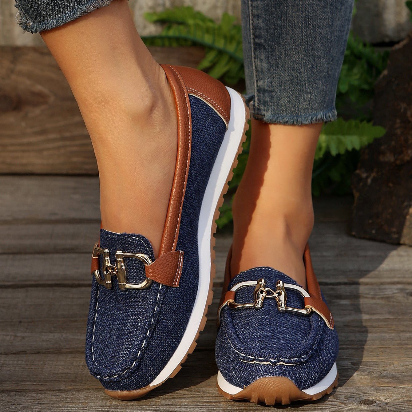 Women's Casual Loafers with Gold Buckle – Comfortable Platform Slip-On Shoes