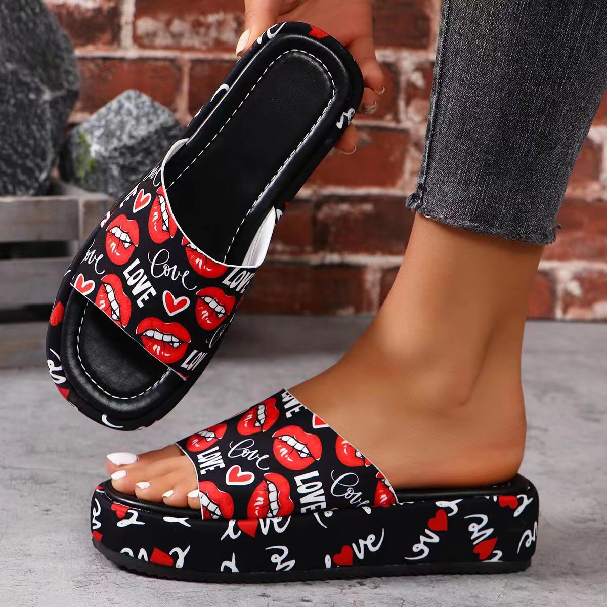 Women's Butterfly Platform Slide Sandals Thick Sole Comfort Slippers
