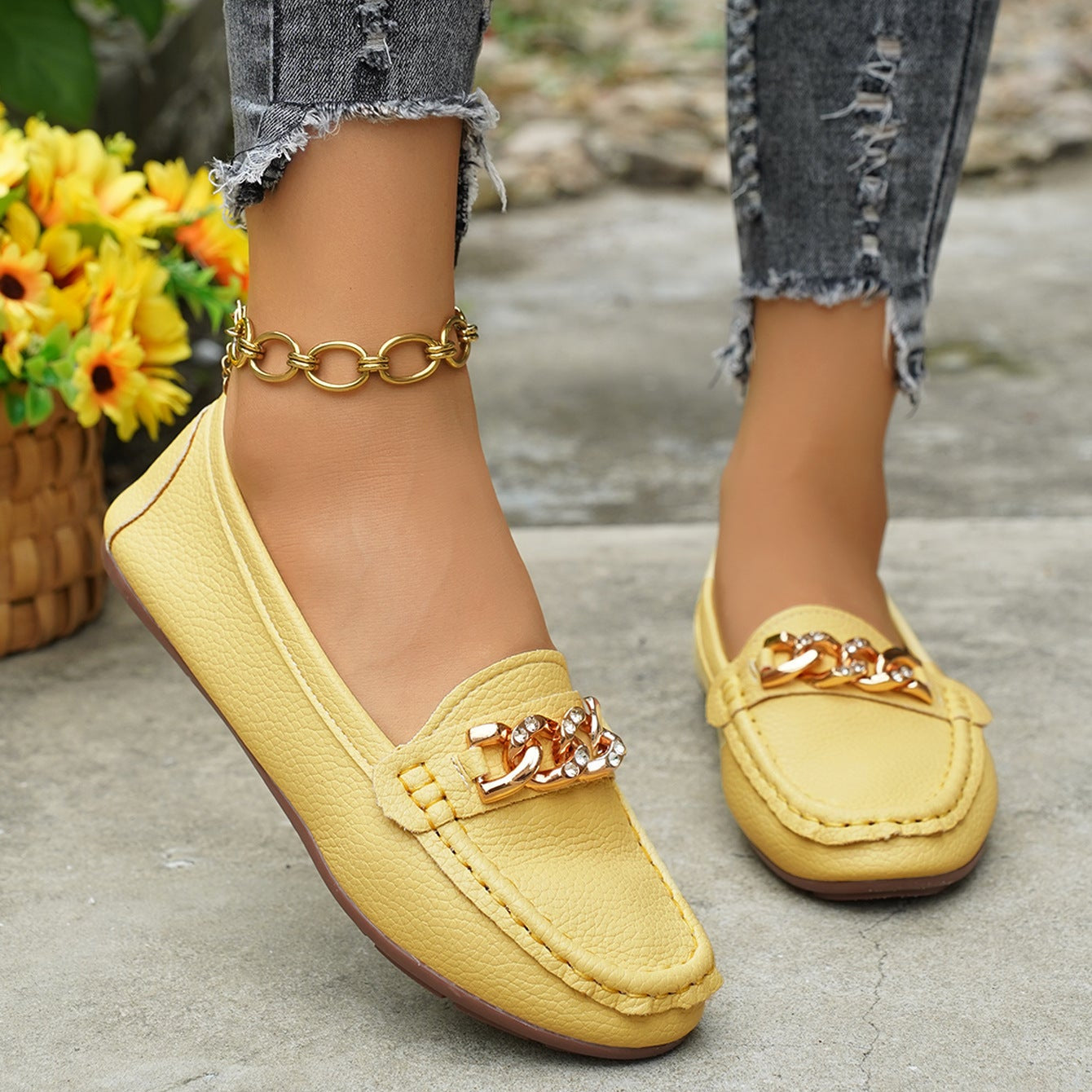 Women's Classic Chain Loafers with Gold Buckle Ornament – Comfortable Casual Slip-On Flats