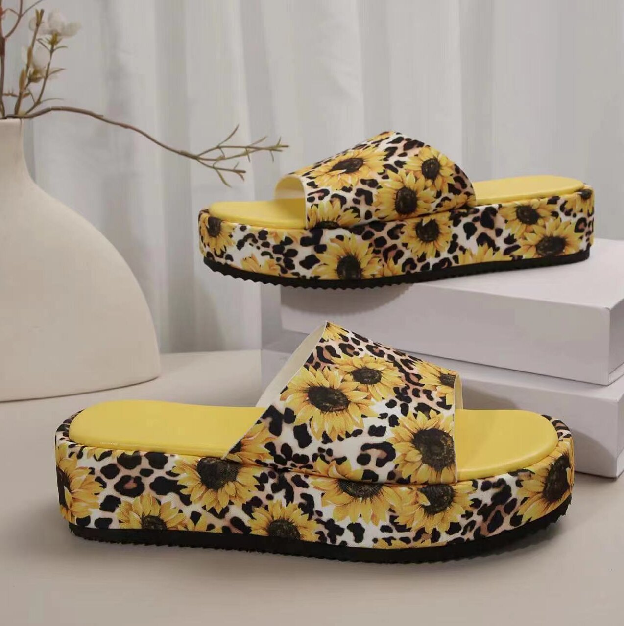 Women's Butterfly Platform Slide Sandals Thick Sole Comfort Slippers