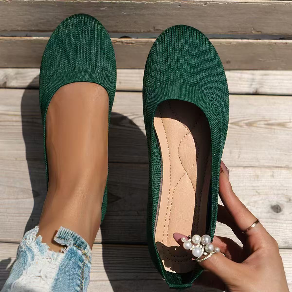 Women’s Knit Slip-On Flats Breathable Comfortable Ballet Flats Low Wedge Casual Shoes