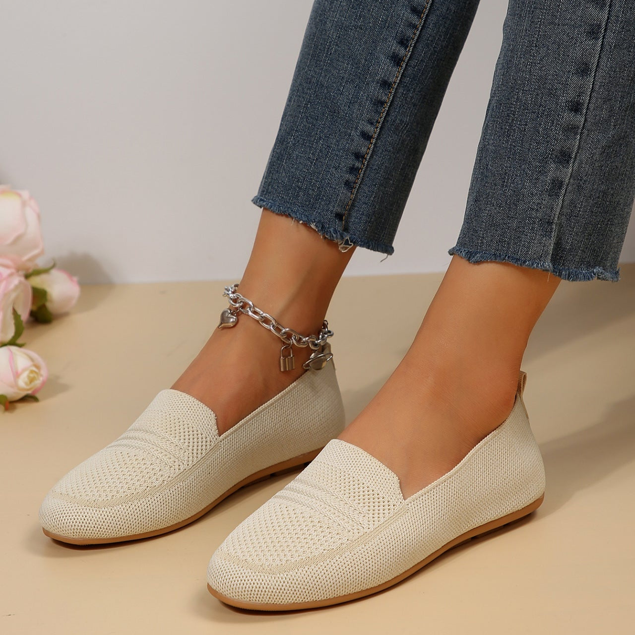 Women's Breathable Mesh Knit Slip-On Loafers – Comfortable Casual Flat Shoes