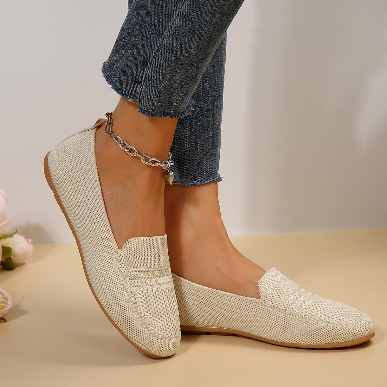 Women's Breathable Mesh Knit Slip-On Loafers – Comfortable Casual Flat Shoes