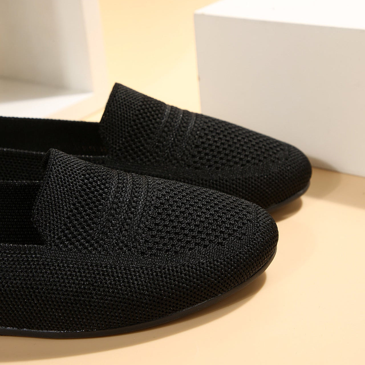 Women's Breathable Mesh Knit Slip-On Loafers – Comfortable Casual Flat Shoes