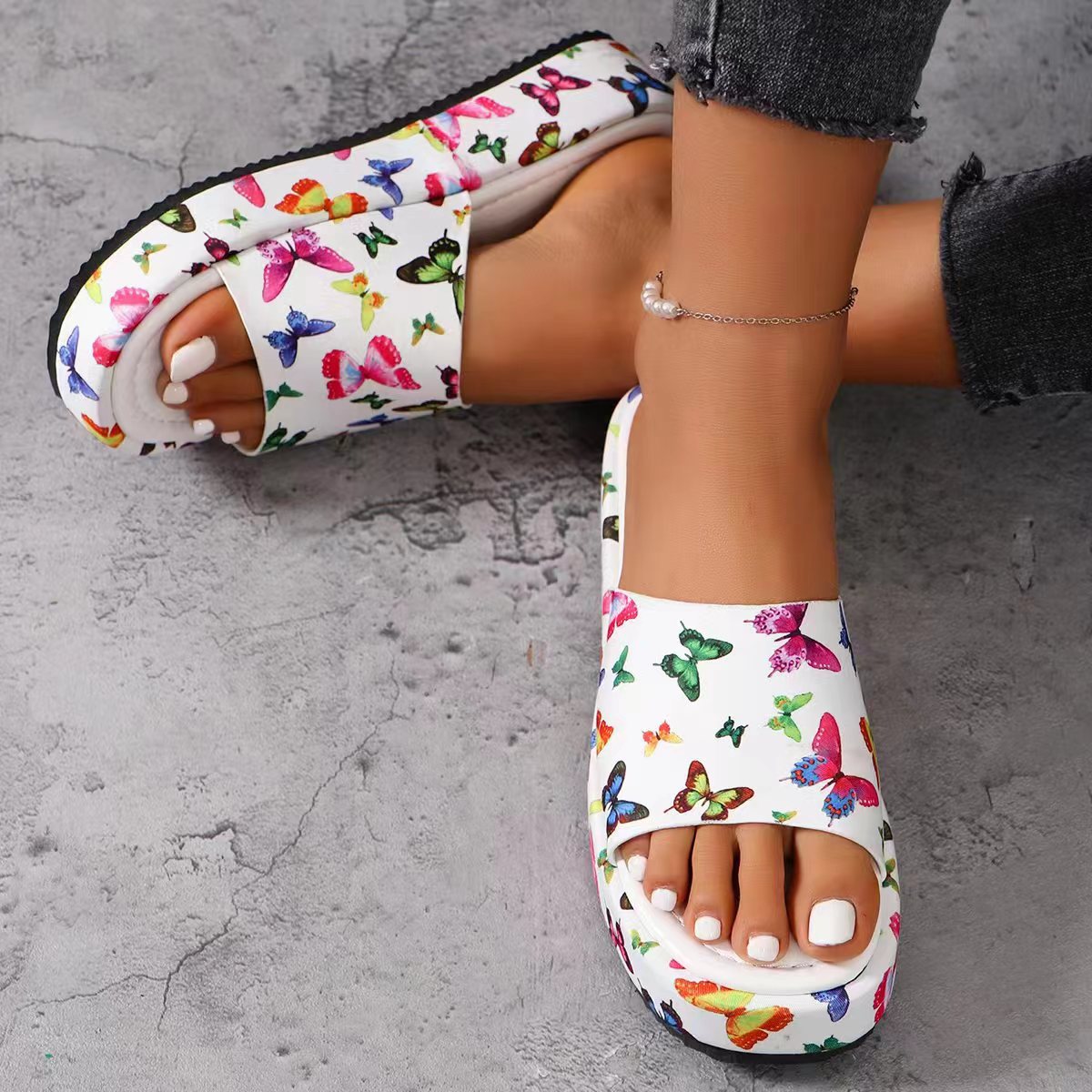 Women's Butterfly Platform Slide Sandals Thick Sole Comfort Slippers