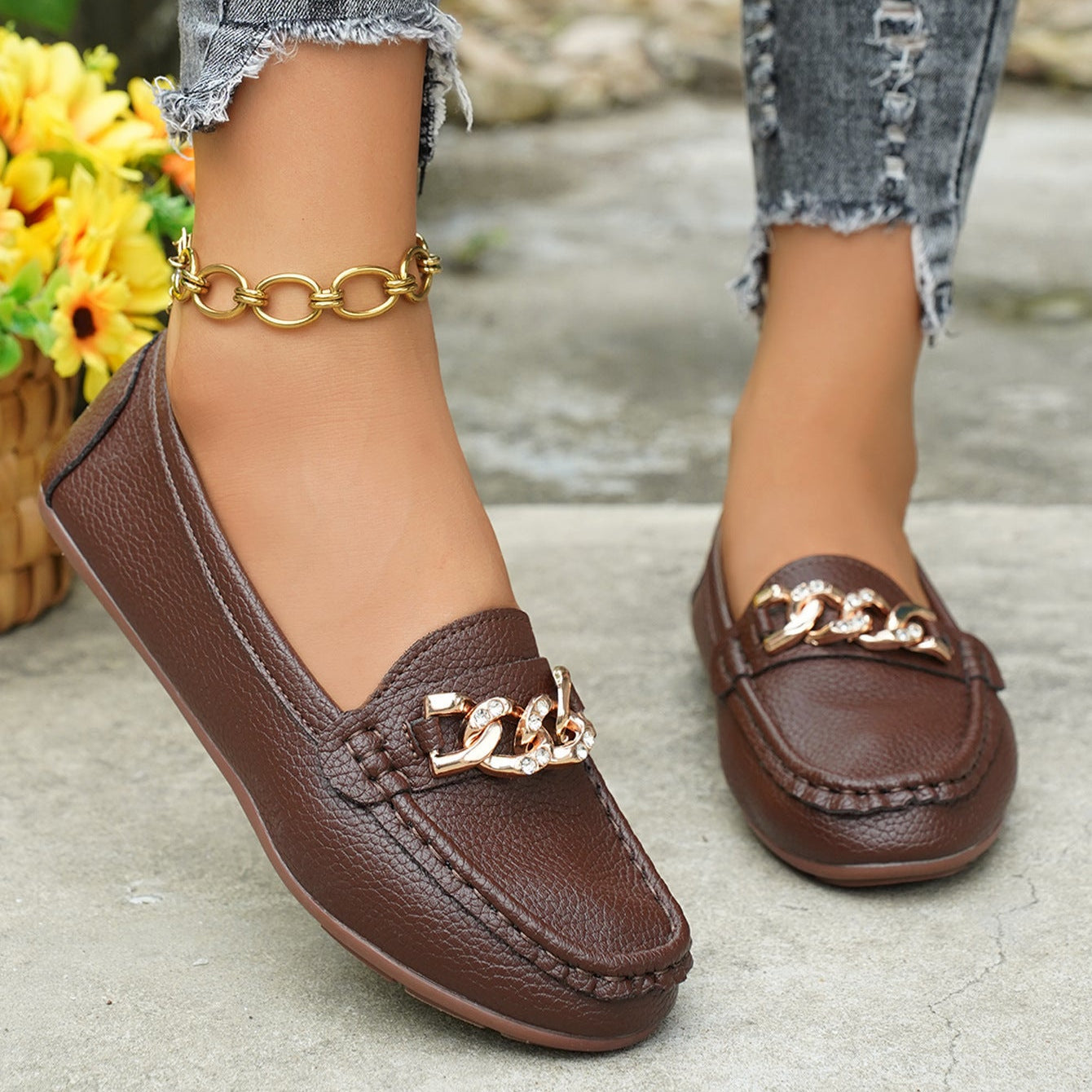 Women's Classic Chain Loafers with Gold Buckle Ornament – Comfortable Casual Slip-On Flats