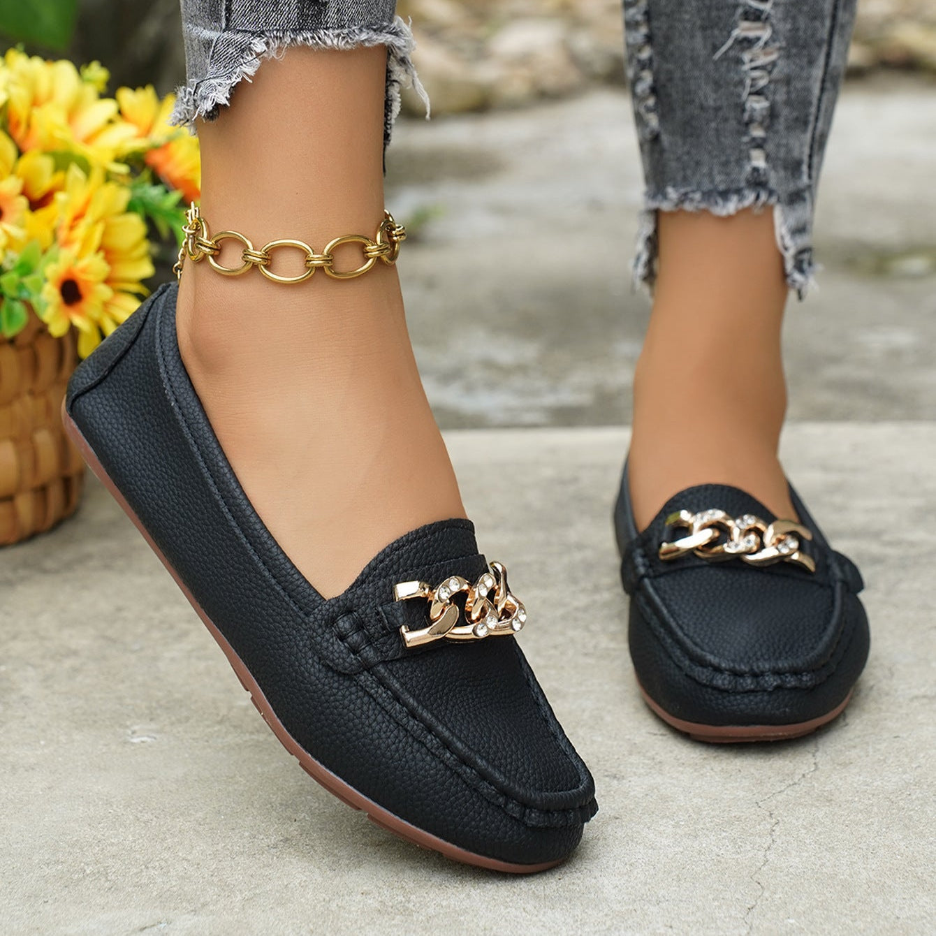 Women's Classic Chain Loafers with Gold Buckle Ornament – Comfortable Casual Slip-On Flats