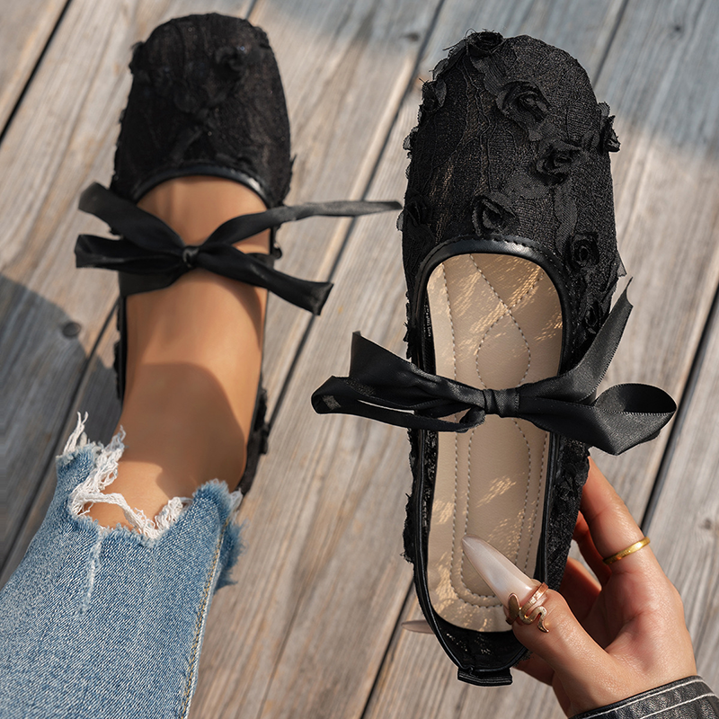 Women's Floral Lace Mesh Flats – Breathable Tulle Mesh for Everyday Wear